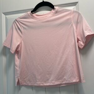 Lululemon Cropped T Shirt size 6